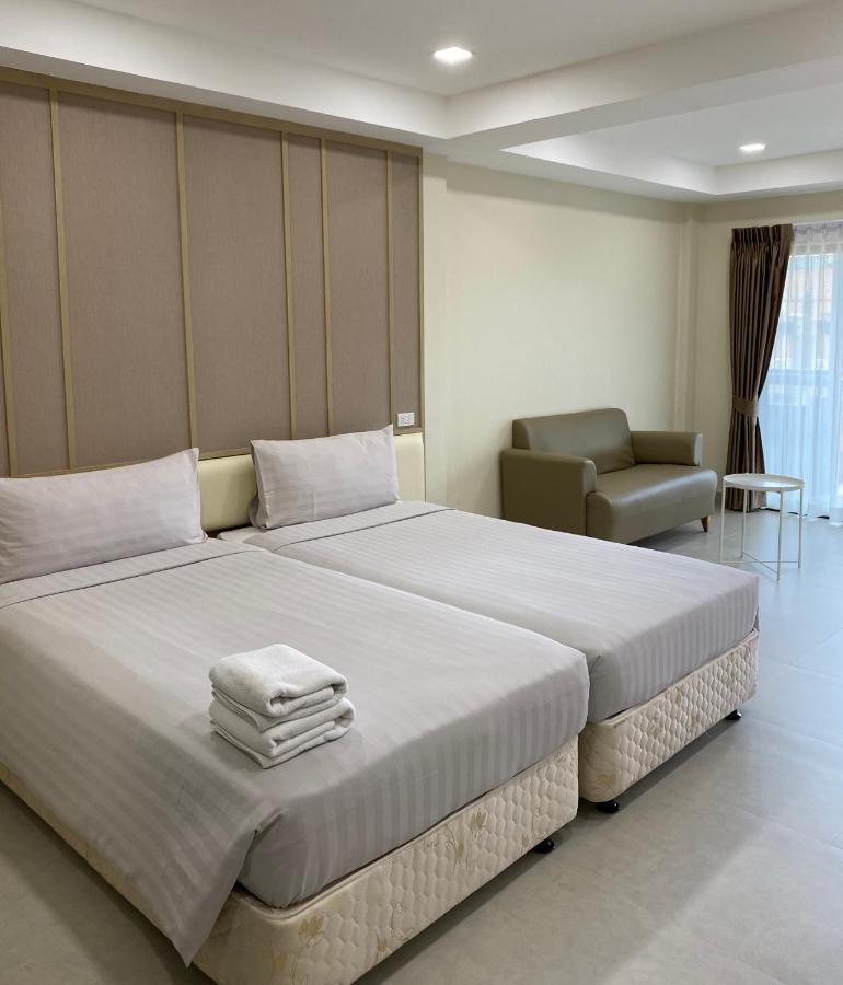 The Shade Residence Pattaya Buitenkant foto